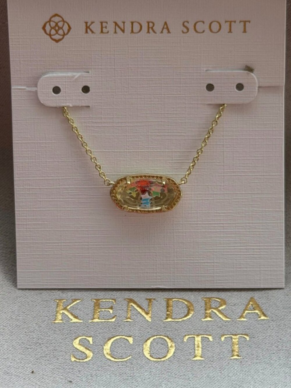 Kendra Scott pendant necklace